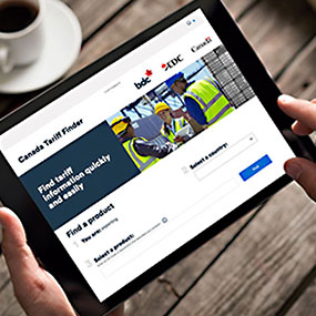 Écran de tablette avec l'application Tariff Finder du Canada