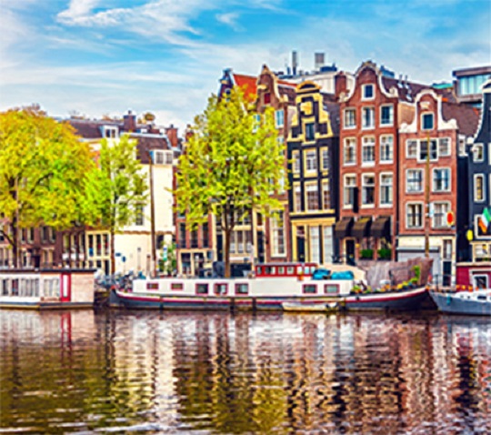 Les Pays-Bas abritent le plus grand port d’Europe, Rotterdam, situé à moins de 300 km de plus de 170 millions de consommateurs de l’UE.