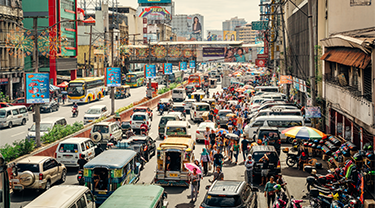 An image of traffic congested Manilla in the Philippines, a hot market for Canadian exports to the Indo-Pacific. Our Philippines business etiquette tips can help you get a good start with prospective partners in the market.