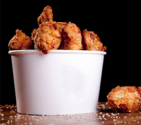 Un manque de poulet chez KFC en a gravement perturbé la chaîne d'approvisionnement et causé la fermeture de points de service.